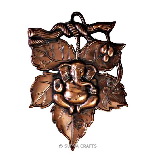 Siddhi Ganesh on Leaf Wall Hanging